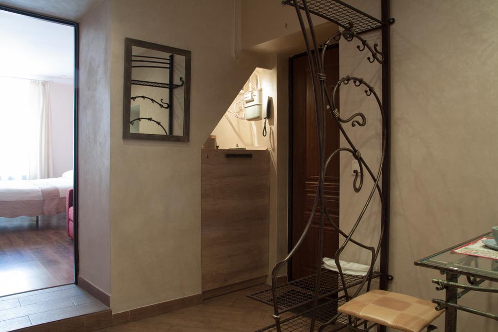 Apartment Roksolana 2 Lviv Exterior foto